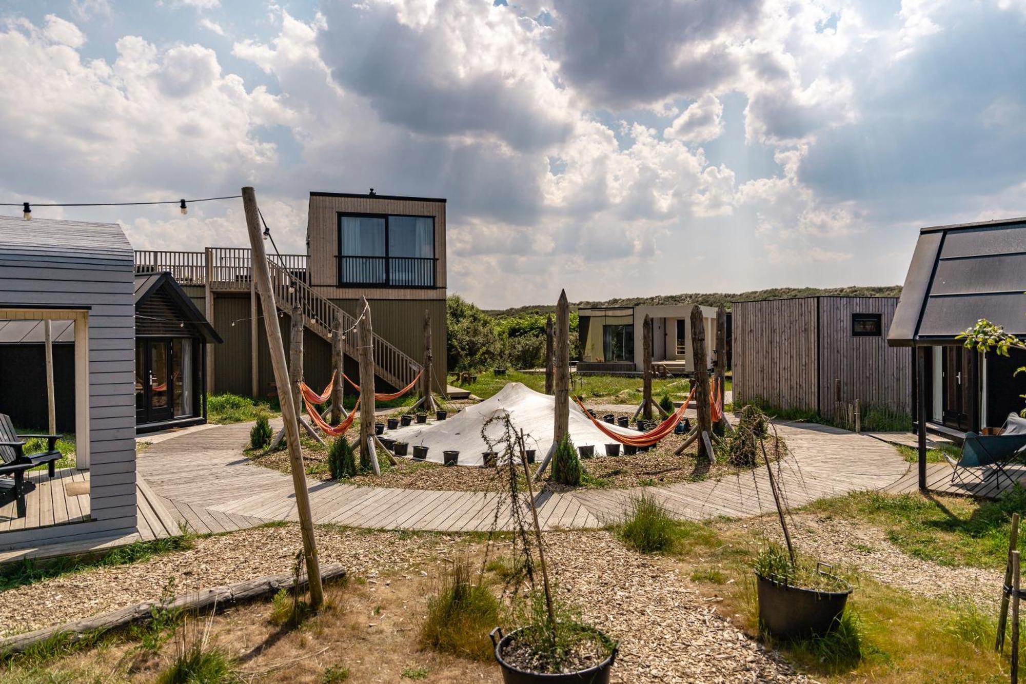 Basecamp Tiny House Eco-Resort Ijmuiden IJmuiden Exteriör bild