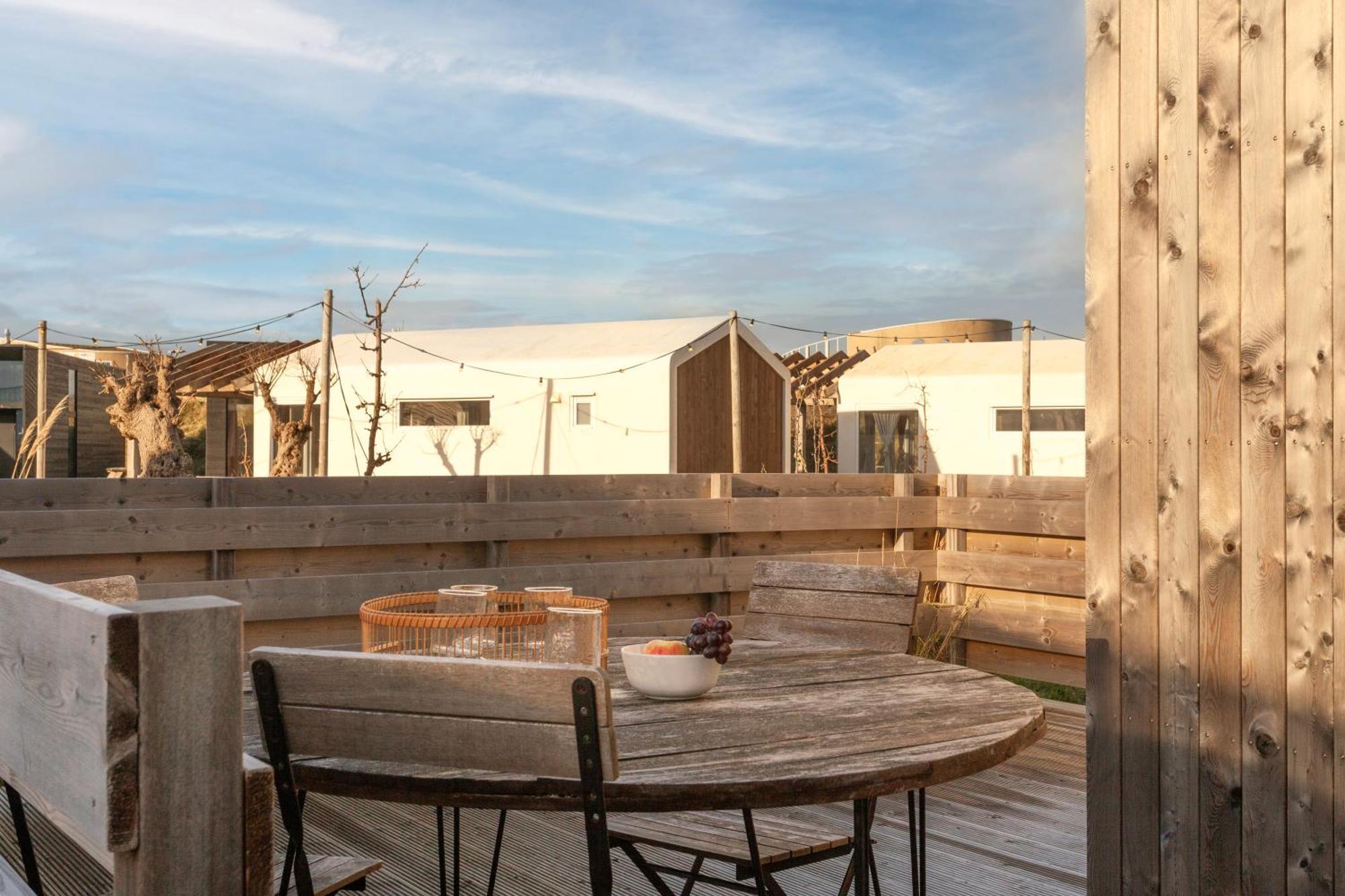 Basecamp Tiny House Eco-Resort Ijmuiden IJmuiden Exteriör bild