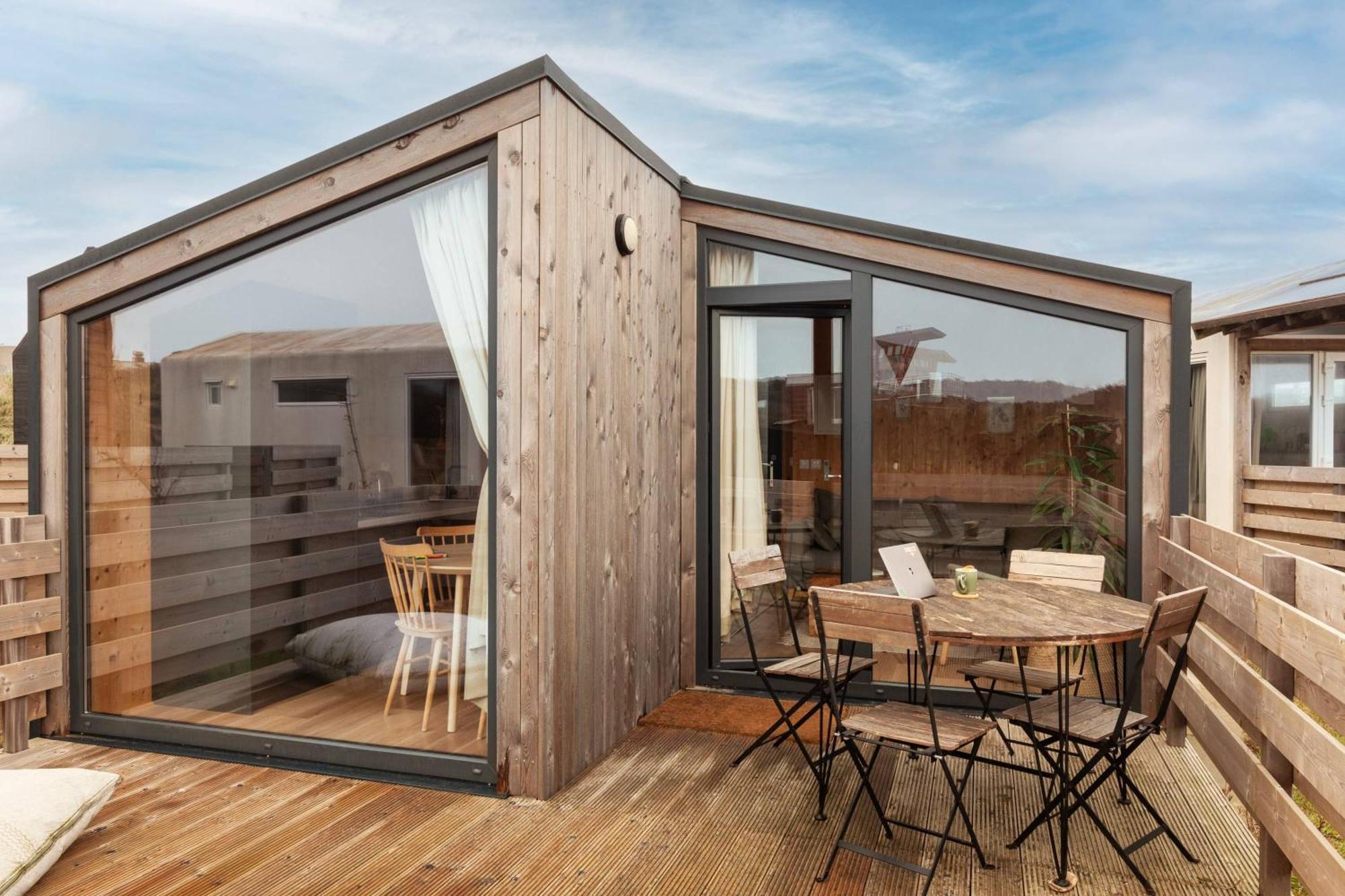 Basecamp Tiny House Eco-Resort Ijmuiden IJmuiden Exteriör bild
