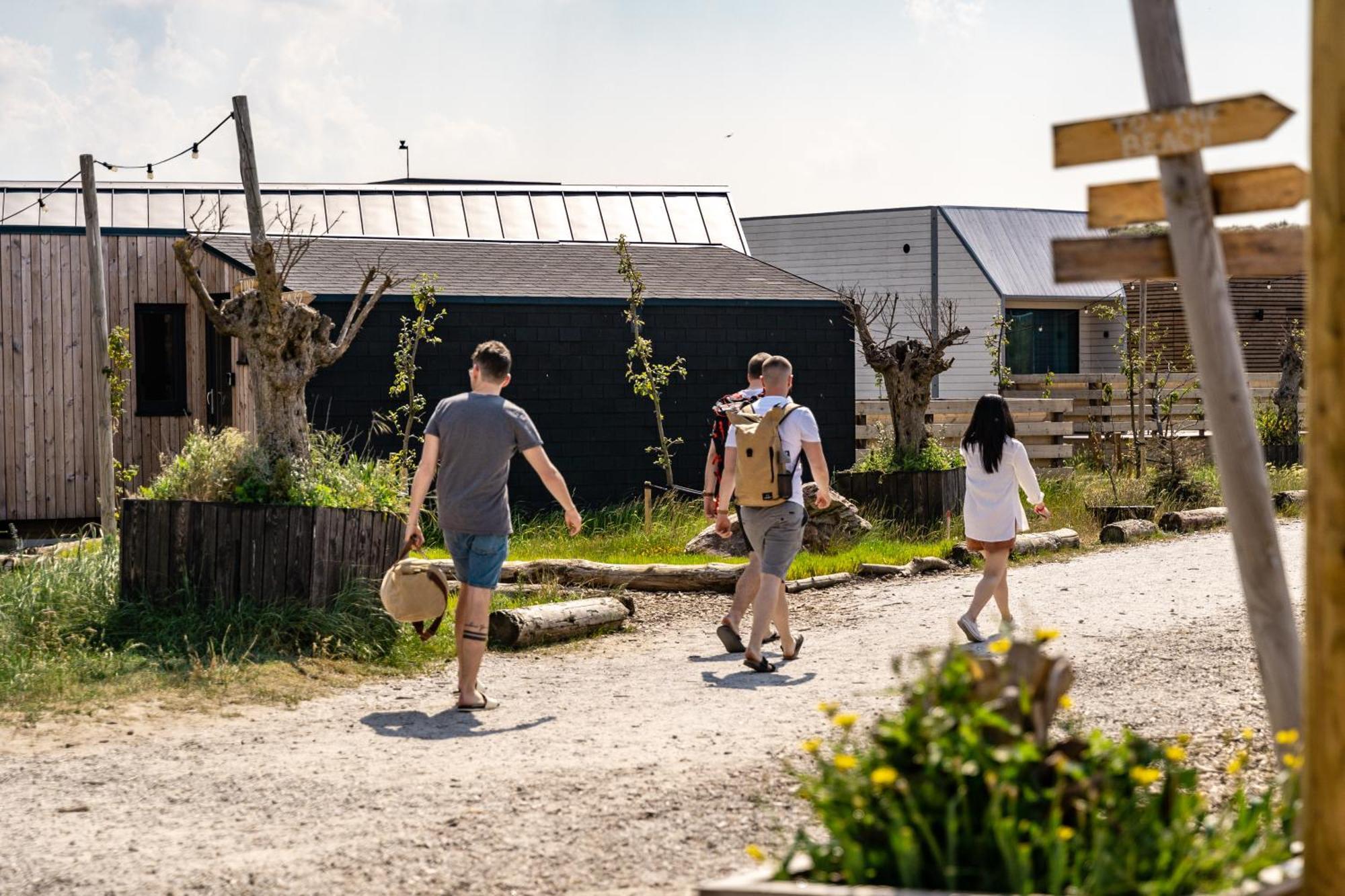 Basecamp Tiny House Eco-Resort Ijmuiden IJmuiden Exteriör bild